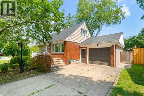 3070 Dandurand Blvd, Windsor, ON, N9E2E6 | Card Image