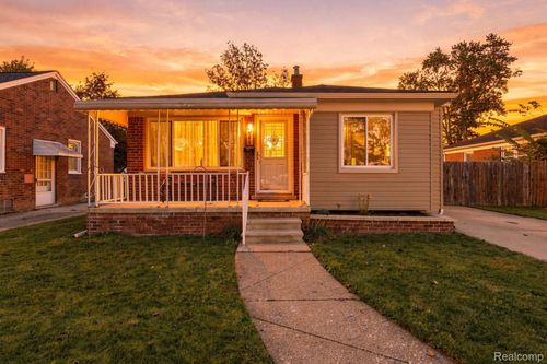 4215 Duplex Ave, Lincoln Park, MI, 48146-4061 | Card Image