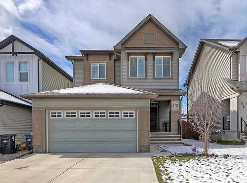 1713 Montgomery Gate Se, Home with 3 bedrooms, 2 bathrooms and 4 parking in High River AB | Card Image