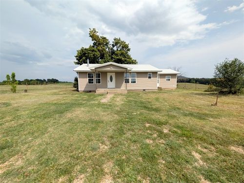 579 Marion County 2033, Yellville, AR, 72687-9661 | Card Image