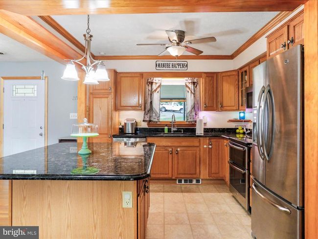 129 Fox Ridge Dr, House other with 3 bedrooms, 3 bathrooms and null parking in MAURERTOWN VA | Image 34