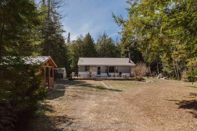 704 York Ave, House other with 3 bedrooms, 1 bathrooms and 6 parking in Sauble Beach ON | Image 29