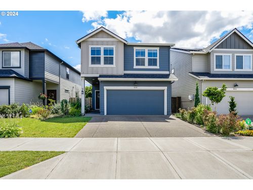 838 Ben Brown Ln, Woodburn, OR, 97071-5937 | Card Image