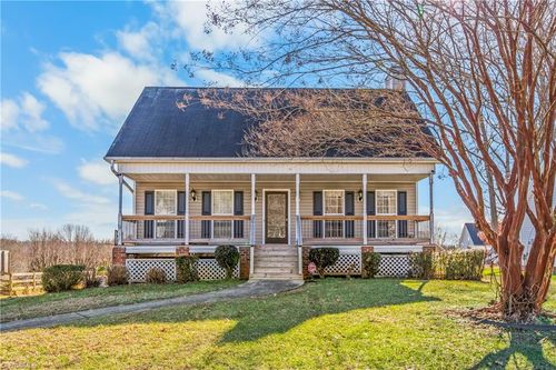 4850 Stony Creek Ln, Winston-Salem, NC, 27127-9428 | Card Image