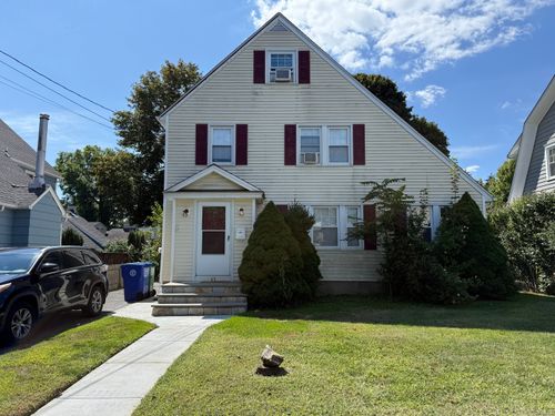 45 Queens Ave, Stratford, CT, 06614-3523 | Card Image