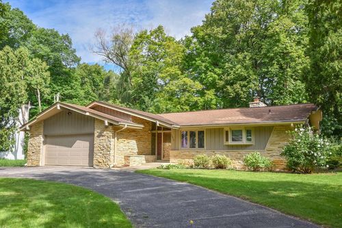 12810 W Meadow Lane, New Berlin, WI, 53151 | Card Image