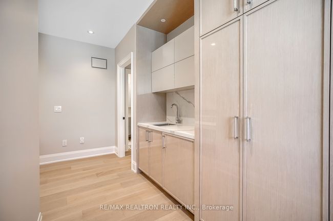 3793 Ferretti Crt, House attached with 5 bedrooms, 6 bathrooms and 2 parking in Innisfil ON | Image 38