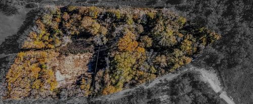 1901 W Bethesda Rd, Burleson, TX, 76028-1817 | Card Image