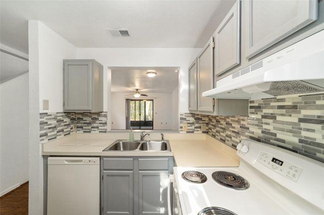4538 Sw 44 Th Ln, House other with 2 bedrooms, 1 bathrooms and null parking in GAINESVILLE FL | Image 20