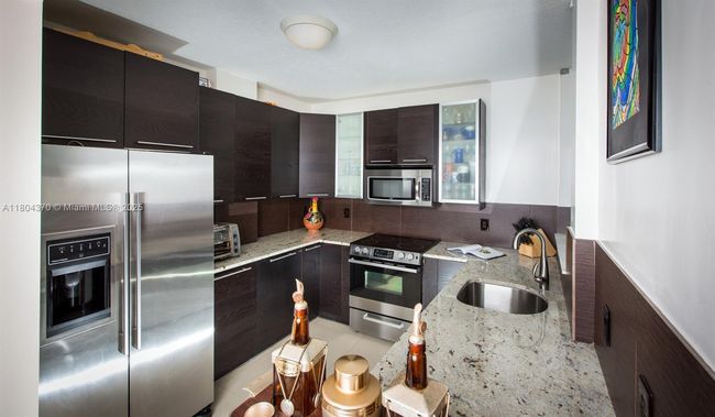 APT-3106 - 1250 S Miami Ave, Condo with 3 bedrooms, 2 bathrooms and null parking in Miami FL | Image 25