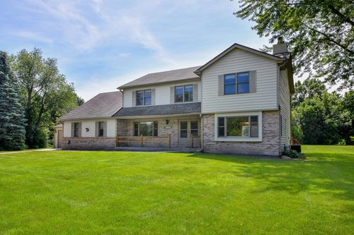 6N584 Juniper Ct, St. Charles, IL, 60175-8326 | Card Image