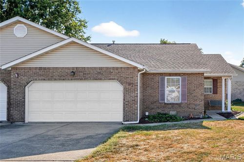 87 Regency Pl, Millstadt, IL, 62260-2211 | Card Image