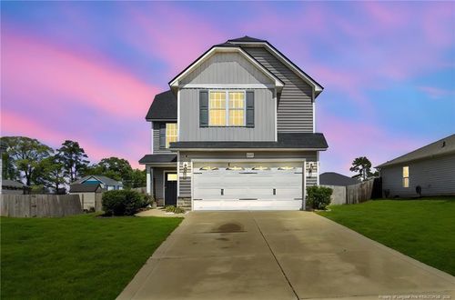 5334 Woodpecker Dr, Hope Mills, NC, 28348-9453 | Card Image