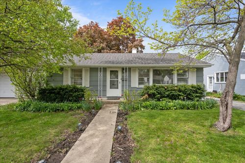 1042 Alfini Dr, Des Plaines, IL, 60016-6152 | Card Image