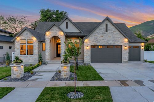 33 E 1500 S, Farmington, UT, 84025-2186 | Card Image
