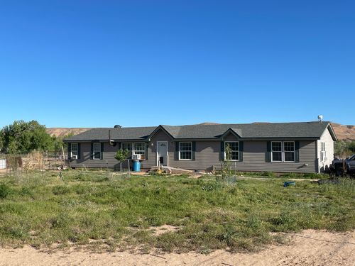 240 Horse Shoe Bend Rd, Vernal, UT, 84078-8554 | Card Image