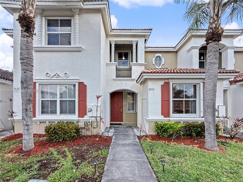 1033 Ne 42nd Pl, Homestead, FL, 33033 | Card Image
