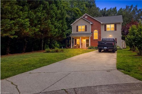 3825 Poplar Valley Ln, Winston Salem, NC, 27127-4509 | Card Image