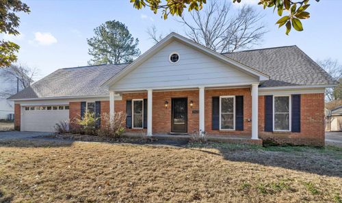 7625 Wheatley Dr, Germantown, TN, 38138-1722 | Card Image