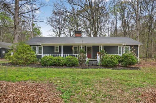 220 Gamble Dr, Carrollton, GA, 30116-9325 | Card Image