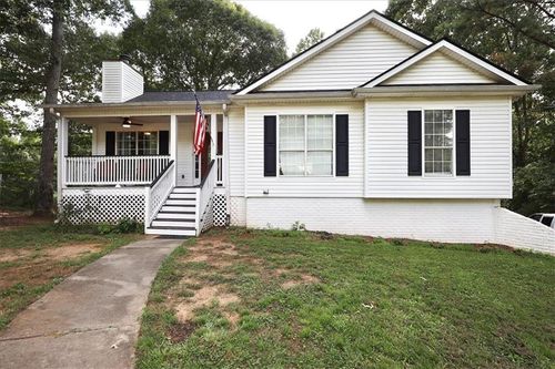 316 Winchester Dr, Sharpsburg, GA, 30277-2290 | Card Image