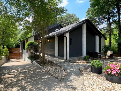 1223 N Tyler St, Dallas, TX, 75208-3961 | Card Image