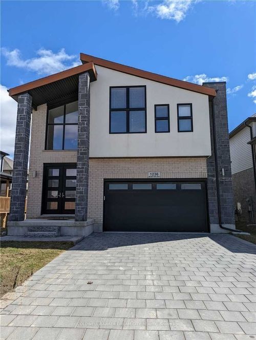 1236 Medway Park Dr, London, ON, N6G0V6 | Card Image