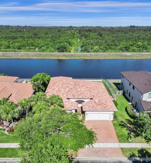 3360 Sw 195th Ter, Miramar, FL, 33029-5880 | Card Image