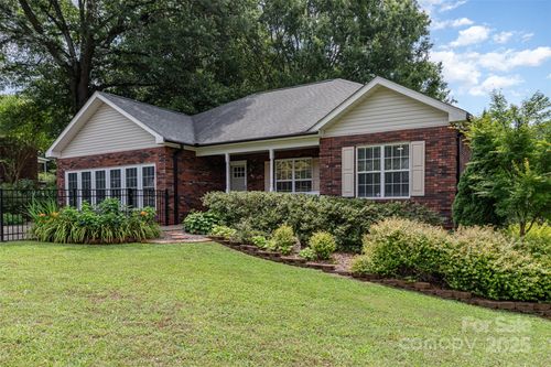 43 Paddington Drive Sw, Concord, NC, 28025 | Card Image