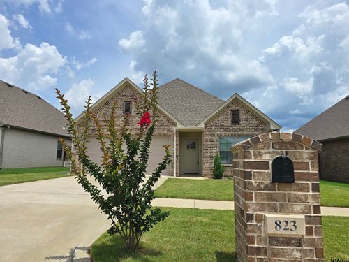 823 Lindsey Ln, Whitehouse, TX, 75791-0168 | Card Image
