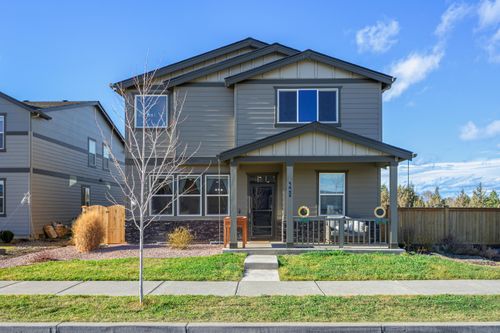 641 Ne Union Loop, Prineville, OR, 97754-3214 | Card Image
