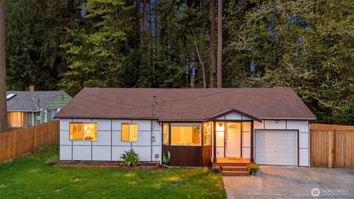 10404 Jovita Blvd E, Edgewood, WA, 98372-1151 | Card Image