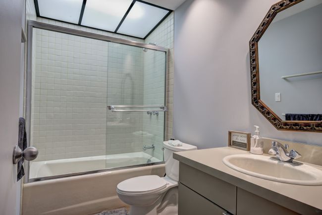 6255 Celeste Rd, Condo with 4 bedrooms, 4 bathrooms and null parking in West Bloomfield MI | Image 43