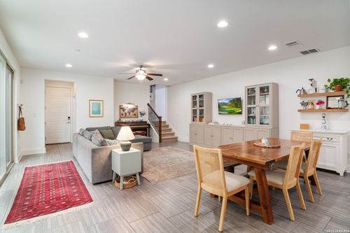 206 Ridgecrest Dr, San Antonio, TX, 78209-1972 | Card Image