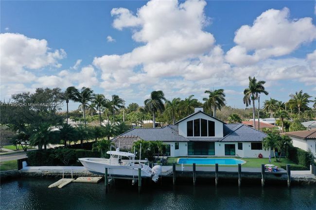 4000 Ne 23 Rd Ave, House other with 3 bedrooms, 4 bathrooms and null parking in Lighthouse Point FL | Image 7