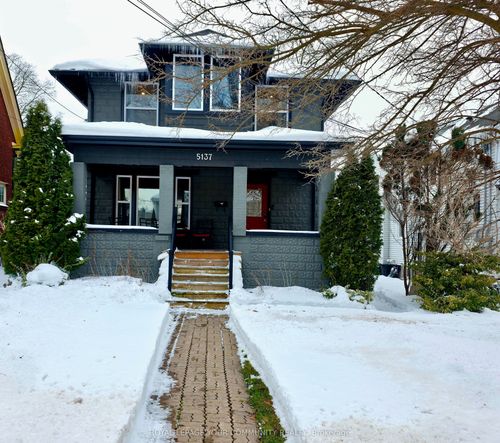 5137 2nd Ave, Niagara Falls, ON, L2E4J8 | Card Image