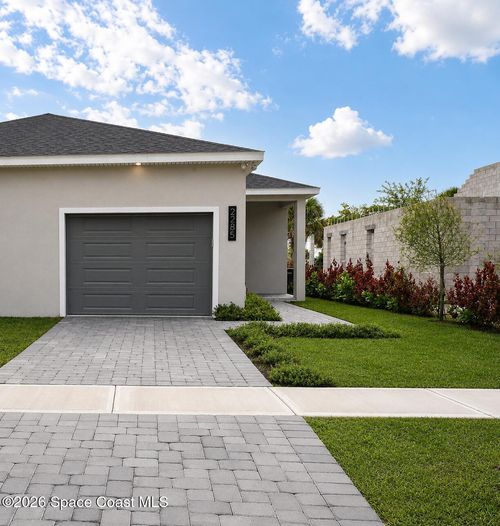 2285 Highland Ave, Melbourne, FL, 32935-6621 | Card Image