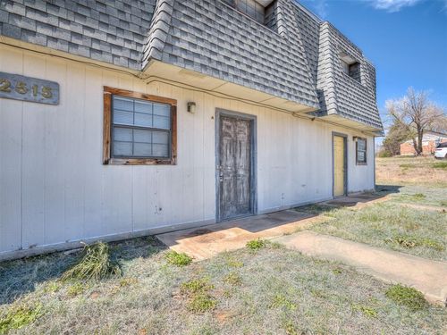 2515 Harper Rd, Choctaw, OK, 73020-8771 | Card Image