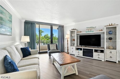 201-440 Seaview Ct, MARCO ISLAND, FL, 34145-2629 | Card Image