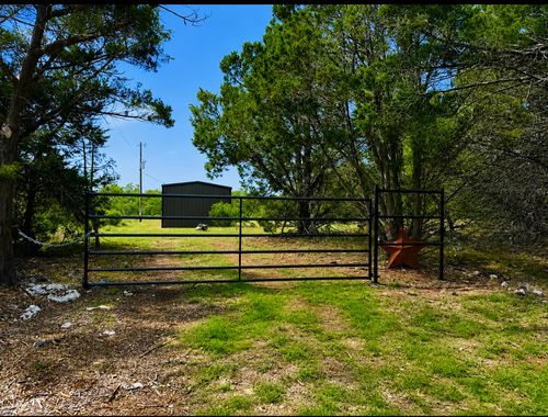 300 Live Oak Hills Ct, San Marcos, TX, 78666-1981 | Card Image