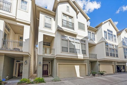 633 Hartman St, Houston, TX, 77007-5802 | Card Image