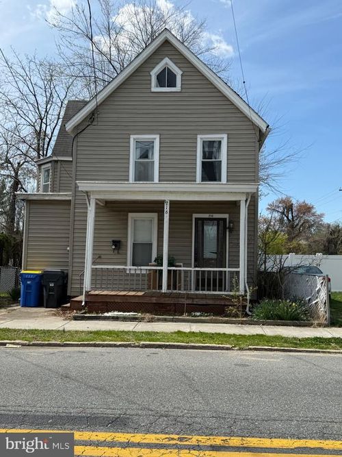 216 N Walnut St, MILFORD, DE, 19963-1420 | Card Image