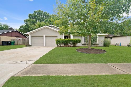 9403 Tooley Dr, Houston, TX, 77031-1009 | Card Image