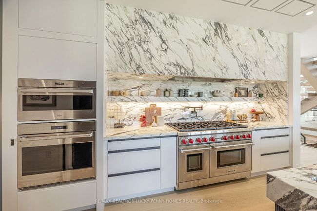 2 Allen Manor, House other with 5 bedrooms, 7 bathrooms and 24 parking in Markham ON | Image 13