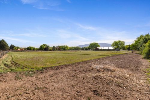 525 Coronado Rd, Corrales, NM, 87048-9515 | Card Image