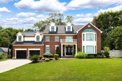 19 Gordon Rd, Waban, MA, 02468-1002 | Card Image