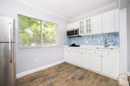 apt-6a-53 Ne 49th St, Miami, FL, 33137-3101 | Card Image