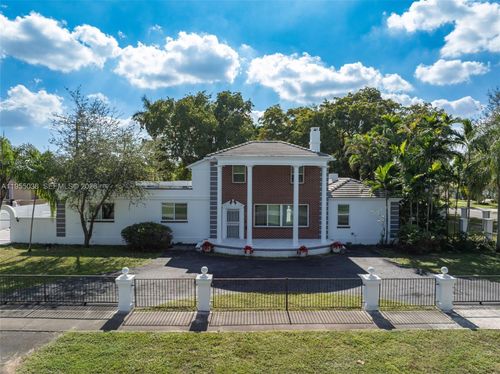 520 Morningside Dr, Miami Springs, FL, 33166-5916 | Card Image