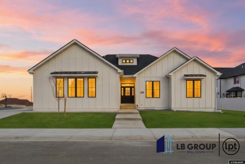 2765 Heathrow Ave, Casper, WY, 82609-3887 | Card Image