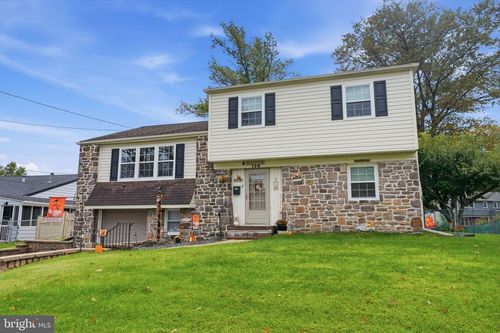 108 Hogeland Rd, SOUTHAMPTON, PA, 18966-3329 | Card Image